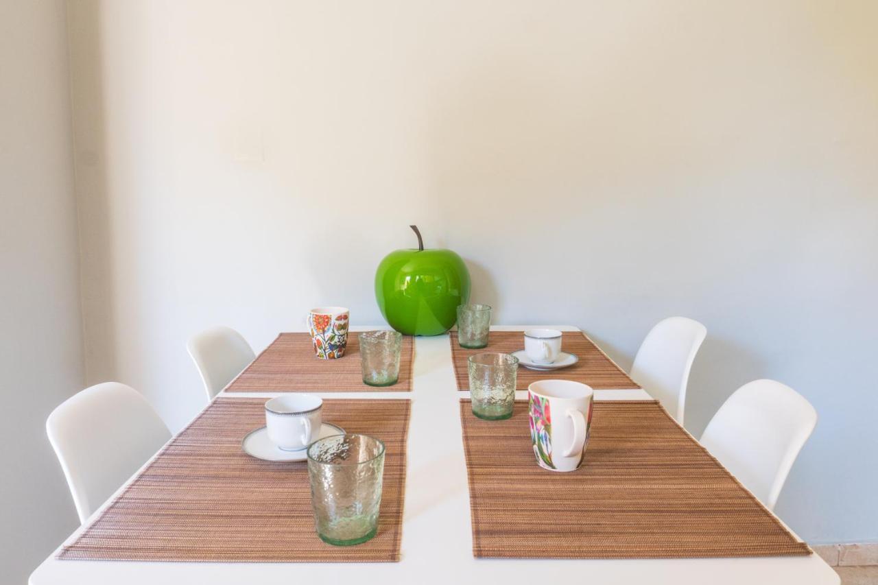 Bright 2Bd Apt, Garden View & Parking - Glyfada Athens Exterior photo